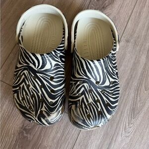 Kids Zebra Print Clogs